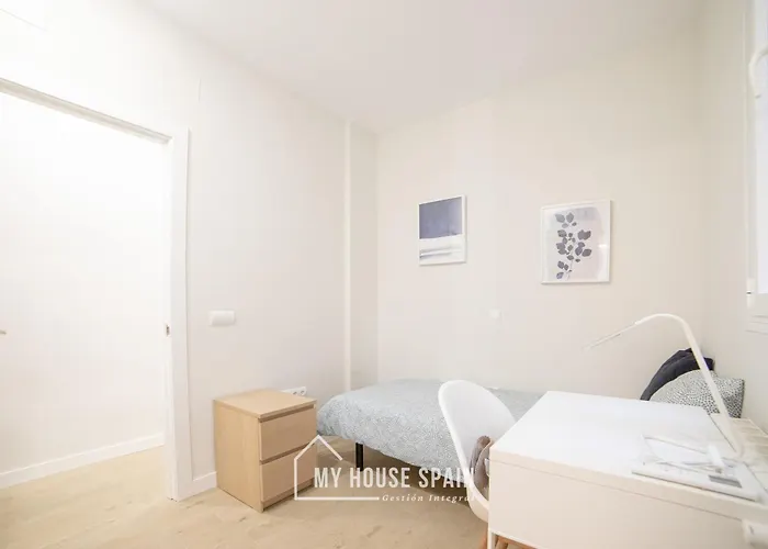 MyHouseSpain - Acogedor Piso Con Patio En Chamberi